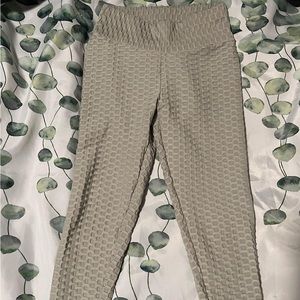 Butt scrunch long leggings